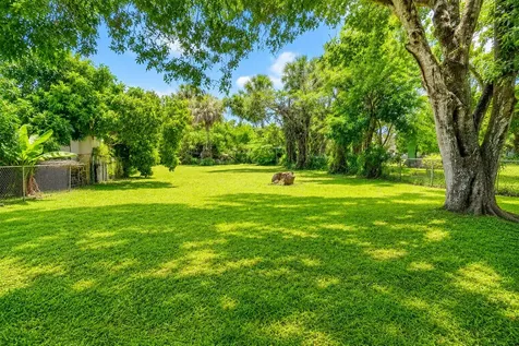0 S 24th Fort Pierce FL 34950