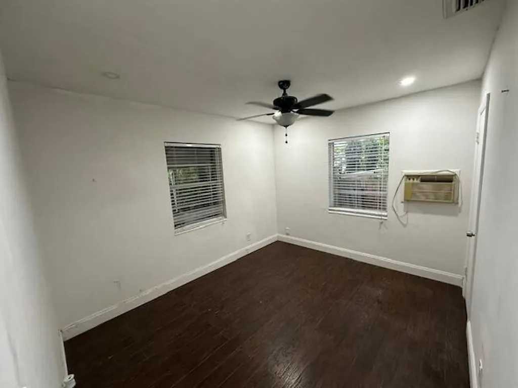 1660 SW 28th Avenue Fort Lauderdale FL 33312