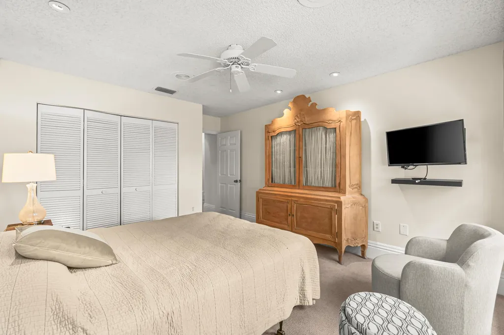 5246 Windsor Parke Drive Boca Raton FL 33496