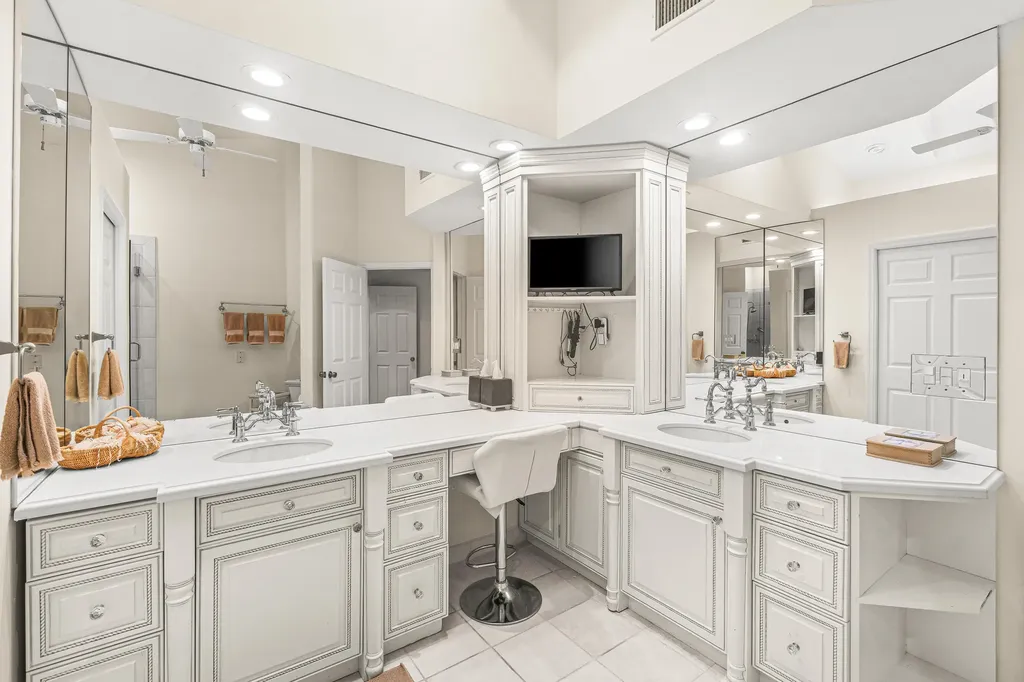 5246 Windsor Parke Drive Boca Raton FL 33496