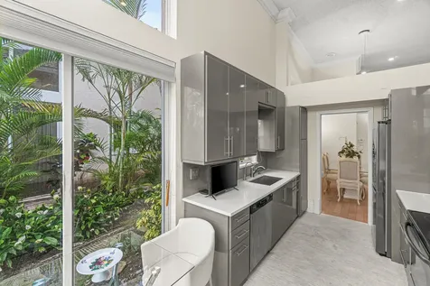 5246 Windsor Parke Drive Boca Raton FL 33496