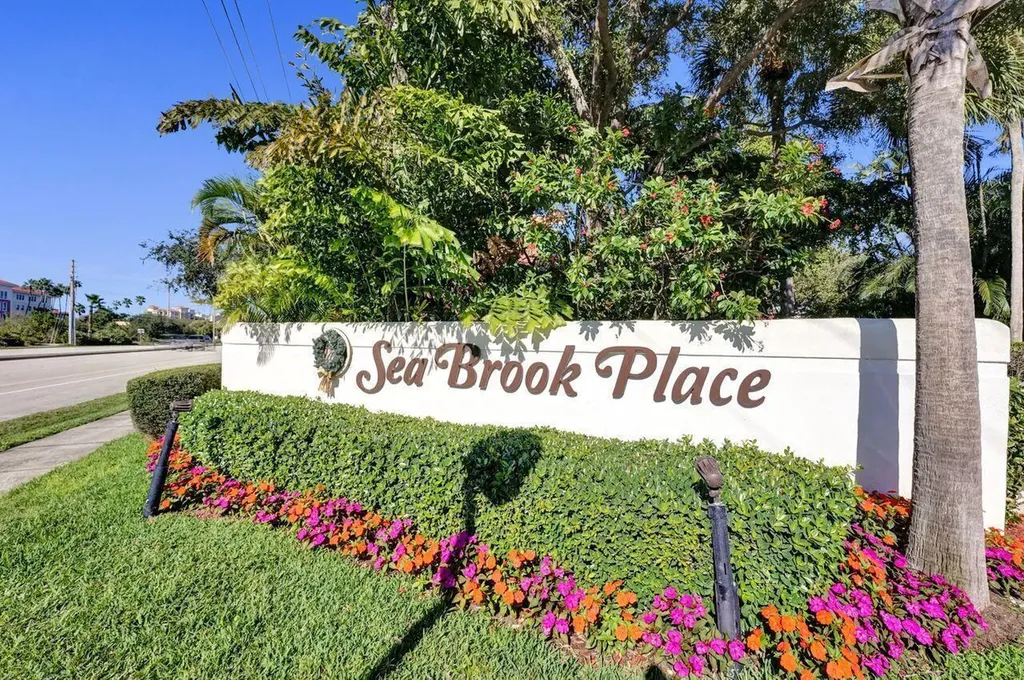 260 Seabreeze Circle Jupiter FL 33477
