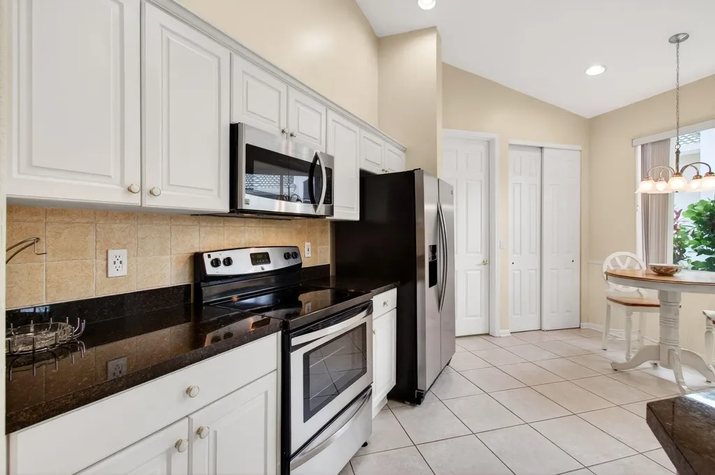 2752 Clipper Circle West Palm Beach FL 33411