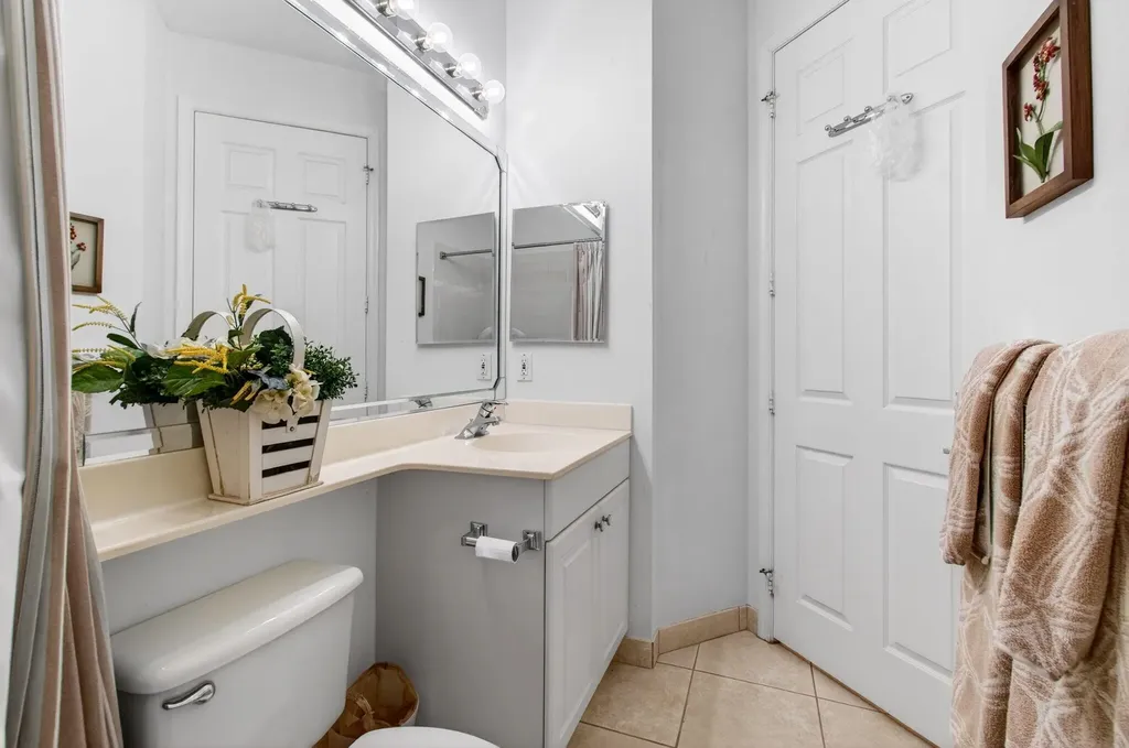 2752 Clipper Circle West Palm Beach FL 33411