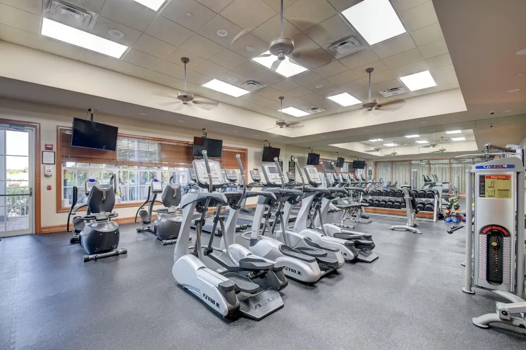 2752 Clipper Circle West Palm Beach FL 33411