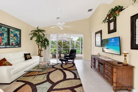 2752 Clipper Circle West Palm Beach FL 33411
