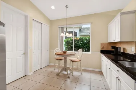 2752 Clipper Circle West Palm Beach FL 33411