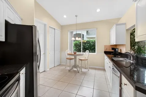 2752 Clipper Circle West Palm Beach FL 33411