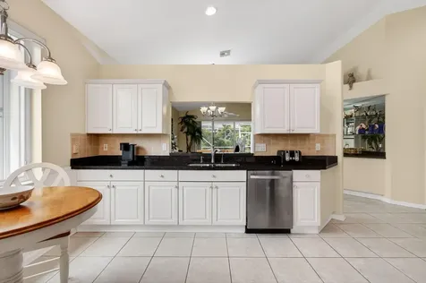 2752 Clipper Circle West Palm Beach FL 33411