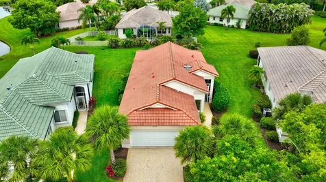 2752 Clipper Circle West Palm Beach FL 33411