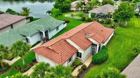 2752 Clipper Circle West Palm Beach FL 33411