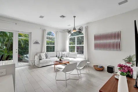 2636 NE 9th Avenue Wilton Manors FL 33334