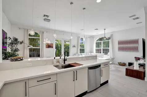 2636 NE 9th Avenue Wilton Manors FL 33334