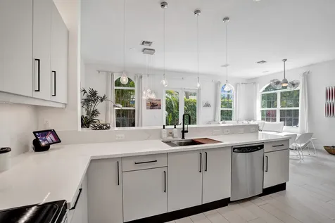 2636 NE 9th Avenue Wilton Manors FL 33334