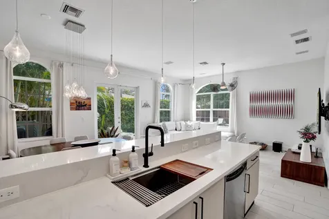 2636 NE 9th Avenue Wilton Manors FL 33334