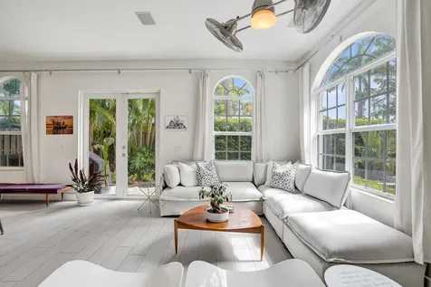 2636 NE 9th Avenue Wilton Manors FL 33334