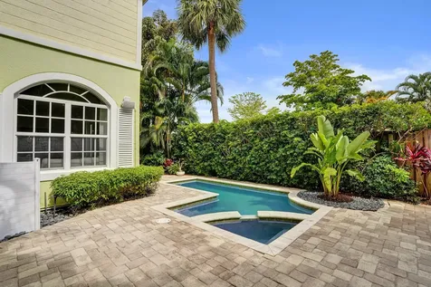2636 NE 9th Avenue Wilton Manors FL 33334
