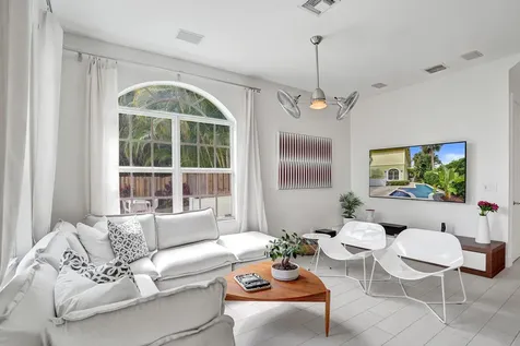 2636 NE 9th Avenue Wilton Manors FL 33334