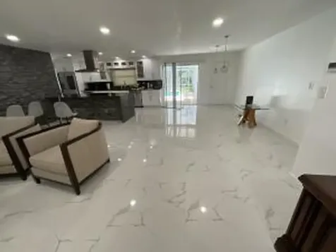 3205 NW 87th Avenue Coral Springs FL 33071