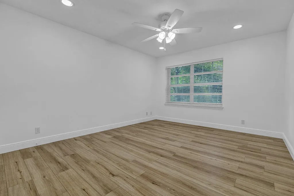 10290 NW 60th Place Parkland FL 33076