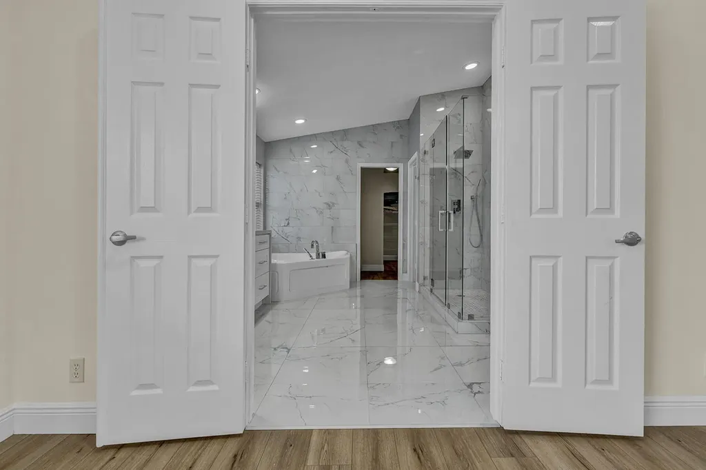 10290 NW 60th Place Parkland FL 33076