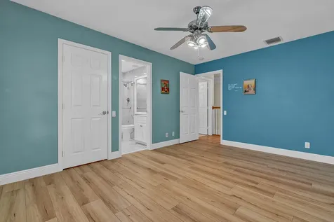 10290 NW 60th Place Parkland FL 33076