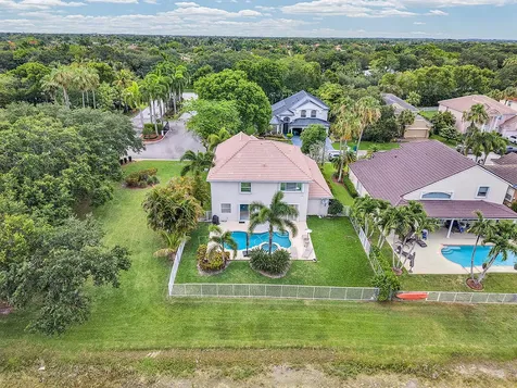 10290 NW 60th Place Parkland FL 33076