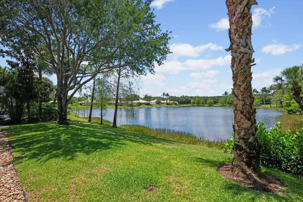 2057 Futana Way Wellington FL 33414