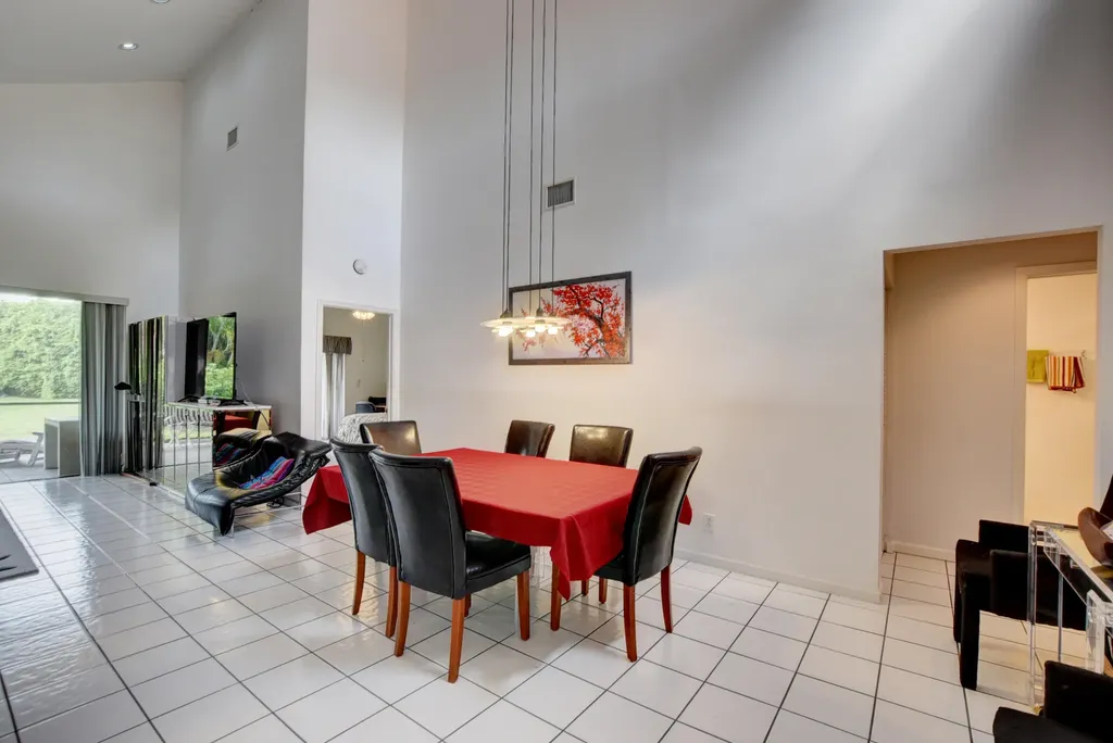 22667 Meridiana Drive Boca Raton FL 33433