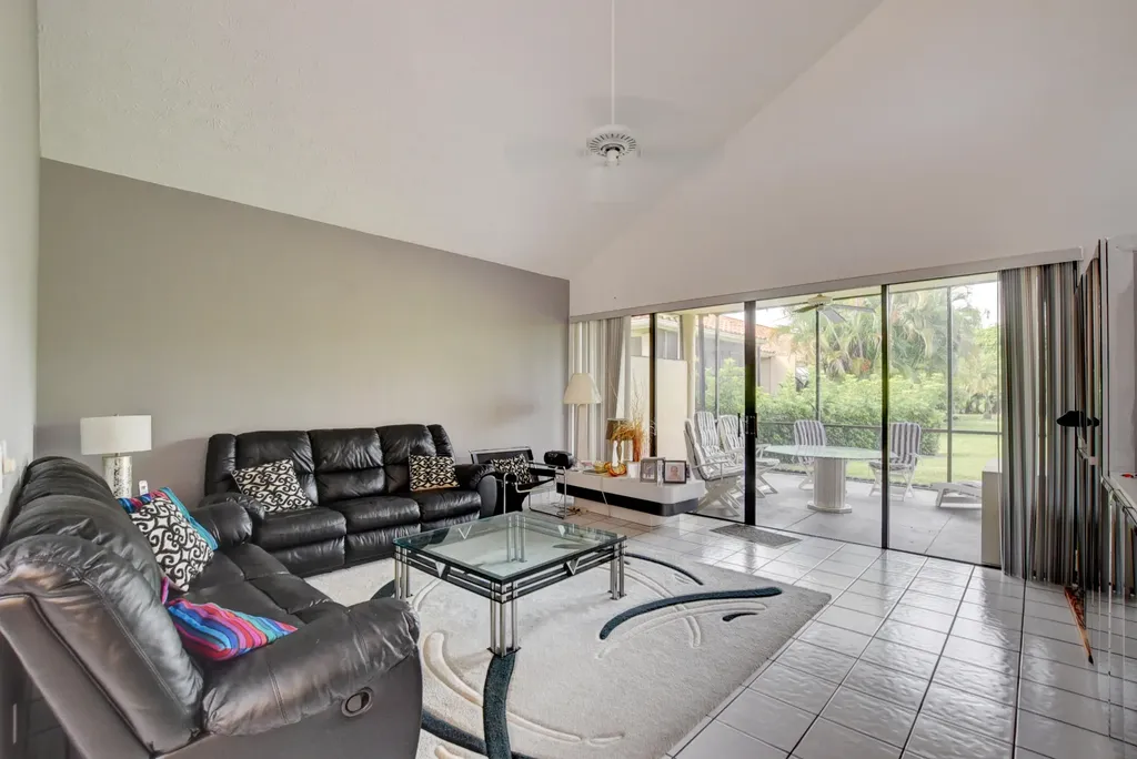 22667 Meridiana Drive Boca Raton FL 33433