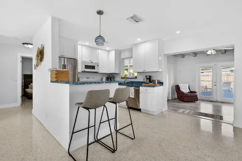 1123 SE 2nd Avenue Deerfield Beach FL 33441