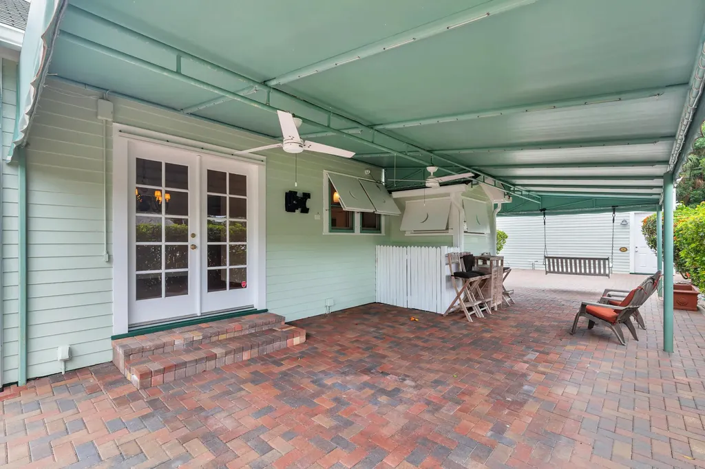 800 Kanuga Drive West Palm Beach FL 33401