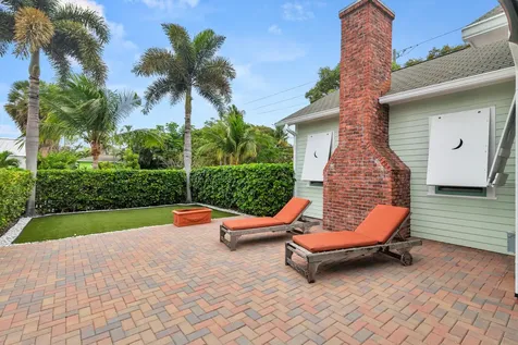 800 Kanuga Drive West Palm Beach FL 33401