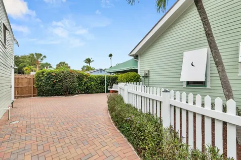 800 Kanuga Drive West Palm Beach FL 33401