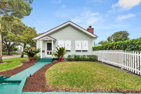 800 Kanuga Drive West Palm Beach FL 33401