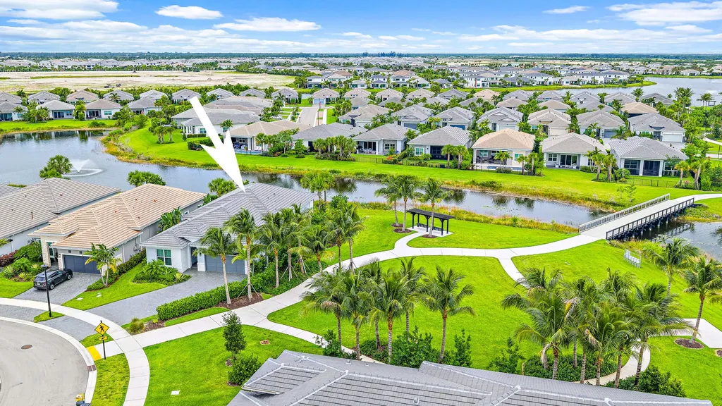 10075 Driftwood Way Palm Beach Gardens FL 33412