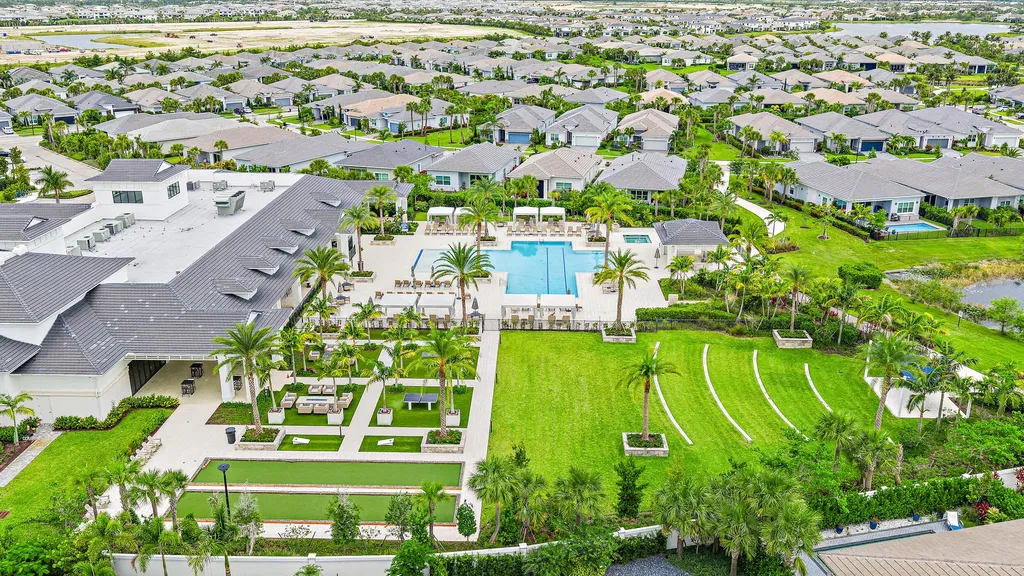 10075 Driftwood Way Palm Beach Gardens FL 33412