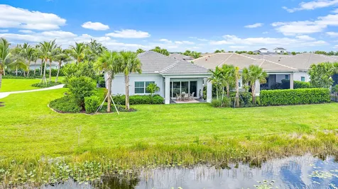 10075 Driftwood Way Palm Beach Gardens FL 33412