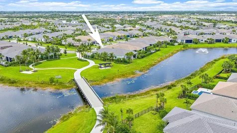10075 Driftwood Way Palm Beach Gardens FL 33412