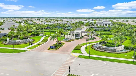 10075 Driftwood Way Palm Beach Gardens FL 33412