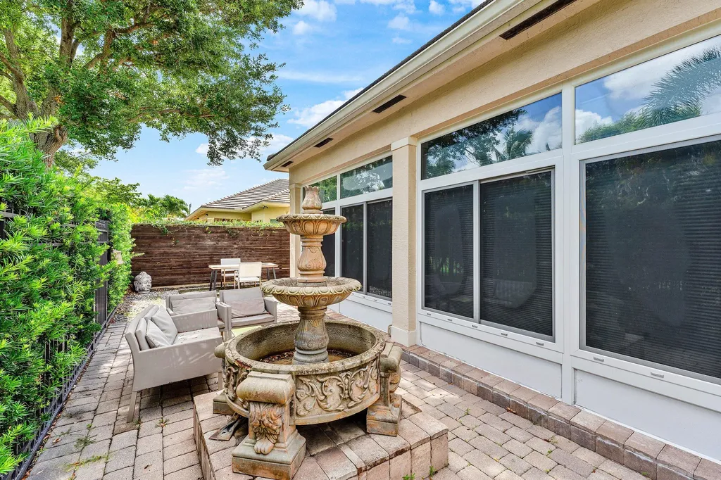 2068 Wightman Drive Wellington FL 33414