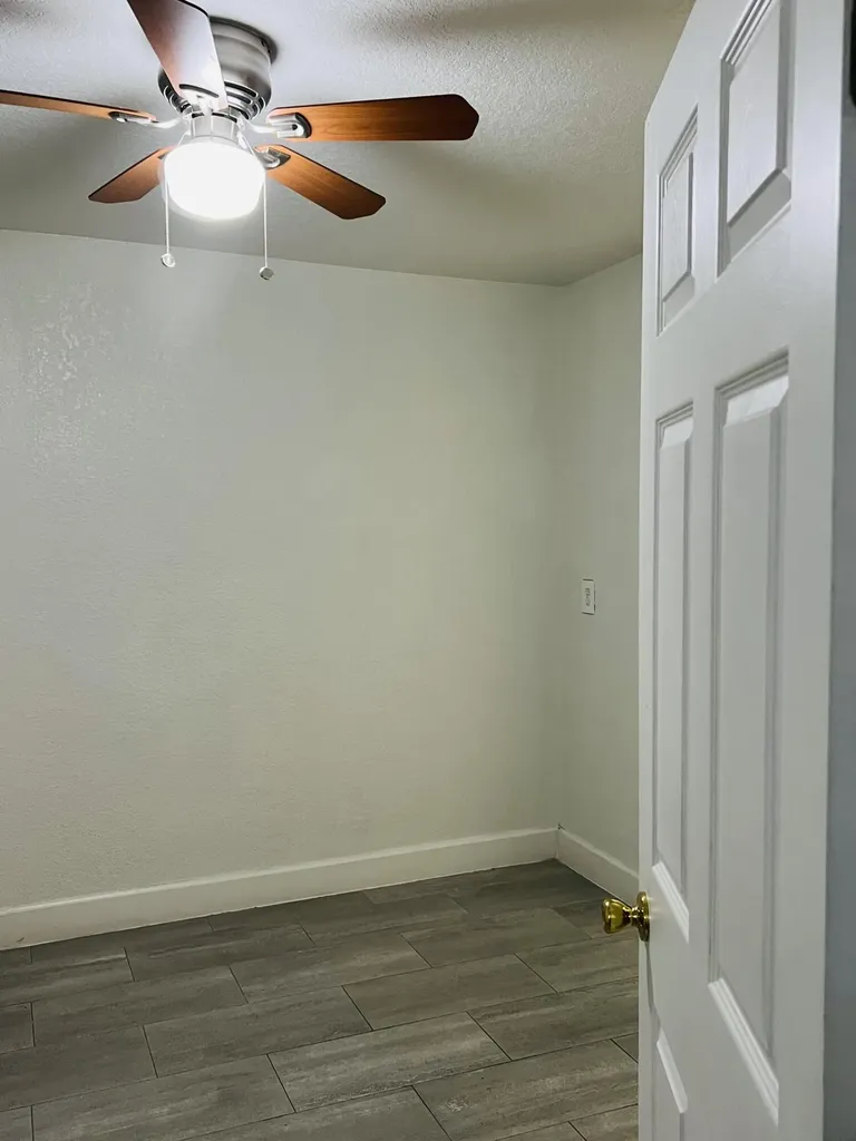 8719 N Ashley Street Tampa FL 33604