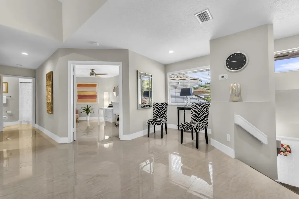 994 NW 93rd Avenue Plantation FL 33324