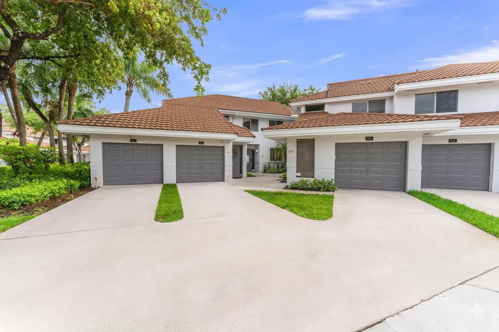 994 NW 93rd Avenue Plantation FL 33324