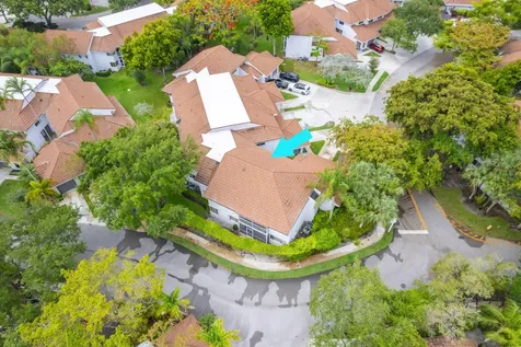 994 NW 93rd Avenue Plantation FL 33324