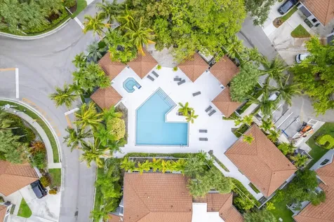 994 NW 93rd Avenue Plantation FL 33324