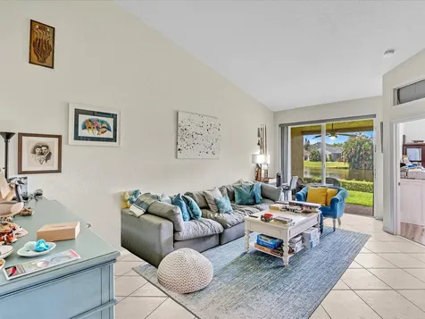 6396 Park Lake Circle Boynton Beach FL 33437