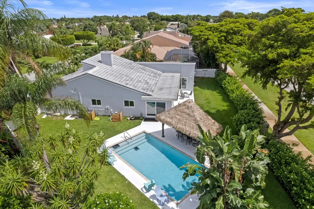 6910 NW 2nd Terrace Boca Raton FL 33487
