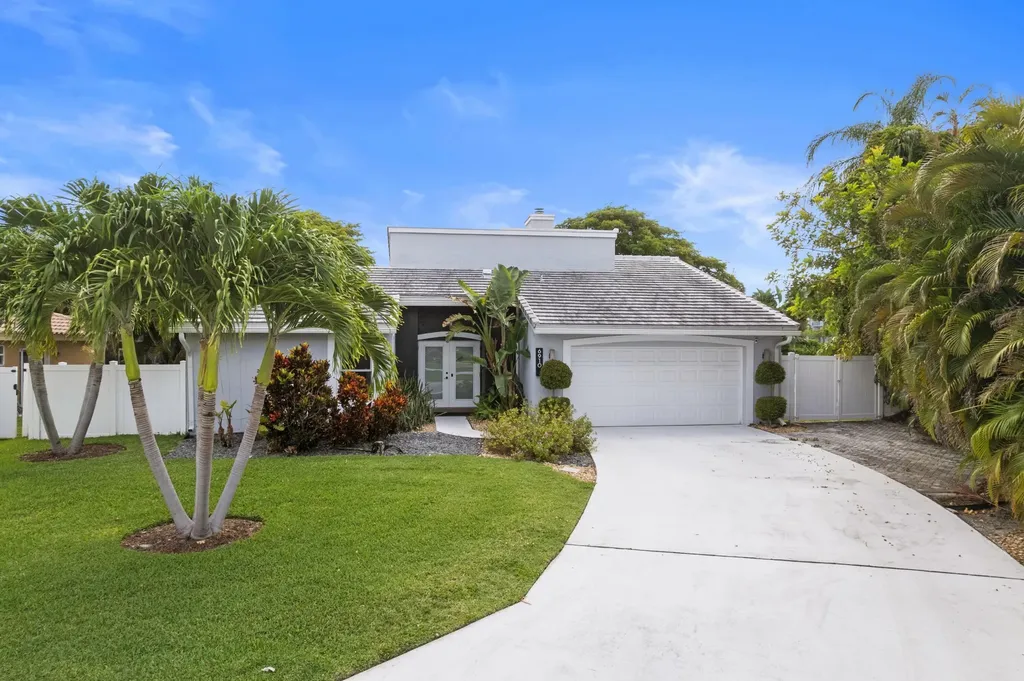 6910 NW 2nd Terrace Boca Raton FL 33487