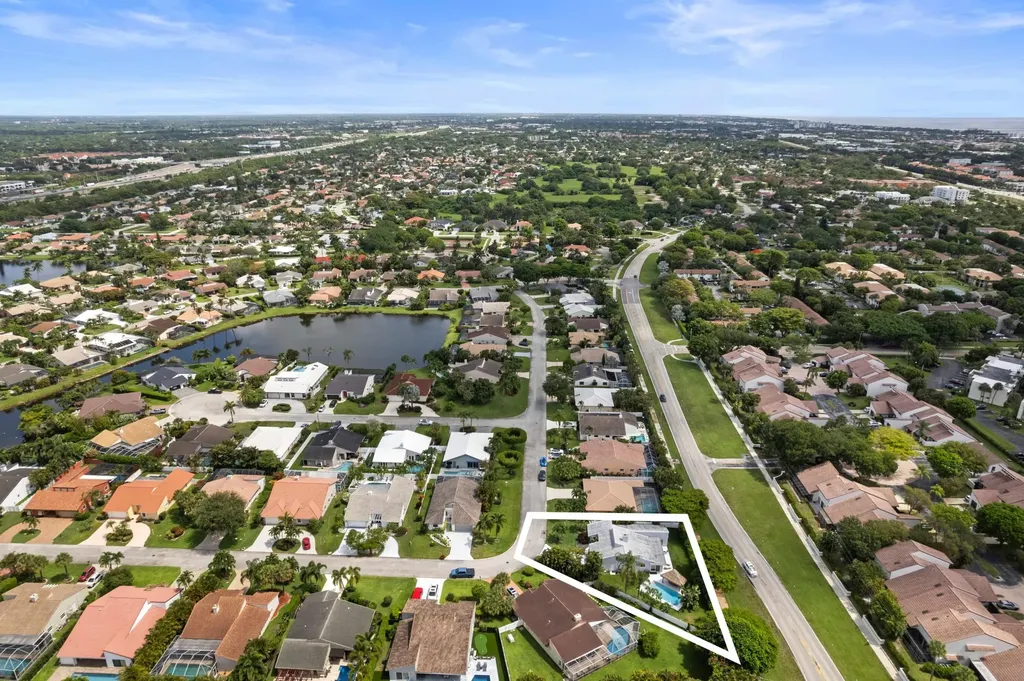 6910 NW 2nd Terrace Boca Raton FL 33487